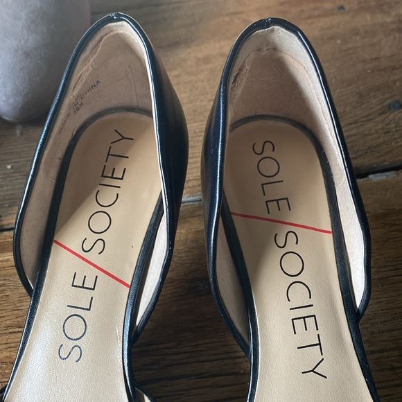 Sole Society Kitten heels - Picture 2 of 6